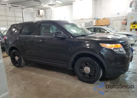 2014 Ford Explorer Police Interceptor z USA, uszkodzony, nr VIN 1FM5K8AR3EGA60070